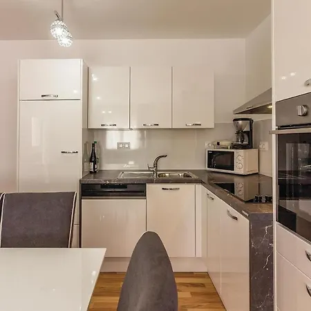 Three-bedroom In Daire *