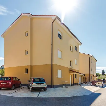 Apartment Gorgeous In With Wifi Medulin
