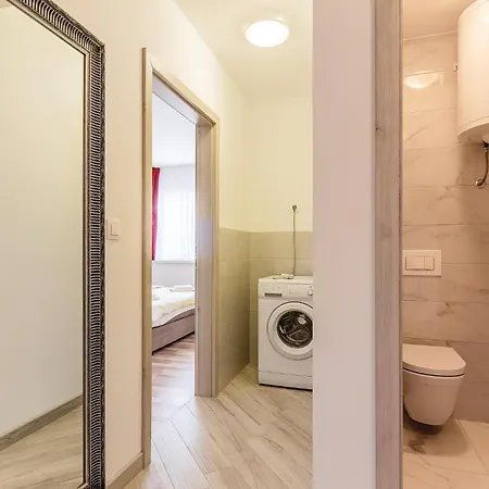 Apartment Gorgeous In With Wifi Medulin